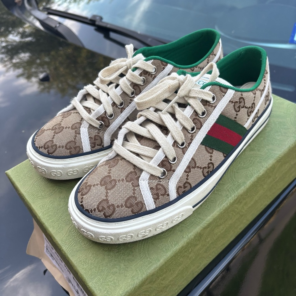 Gucci Women's Brown and Green Canvas Sneakers